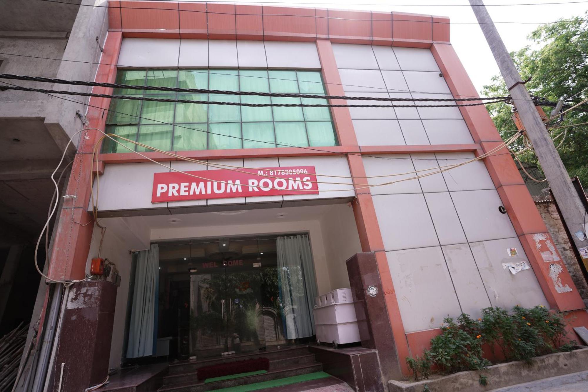 Hotel Lecston @Yashobhoomi Dwarka Sector - 25 Metro Station Delhi  Bagian luar foto