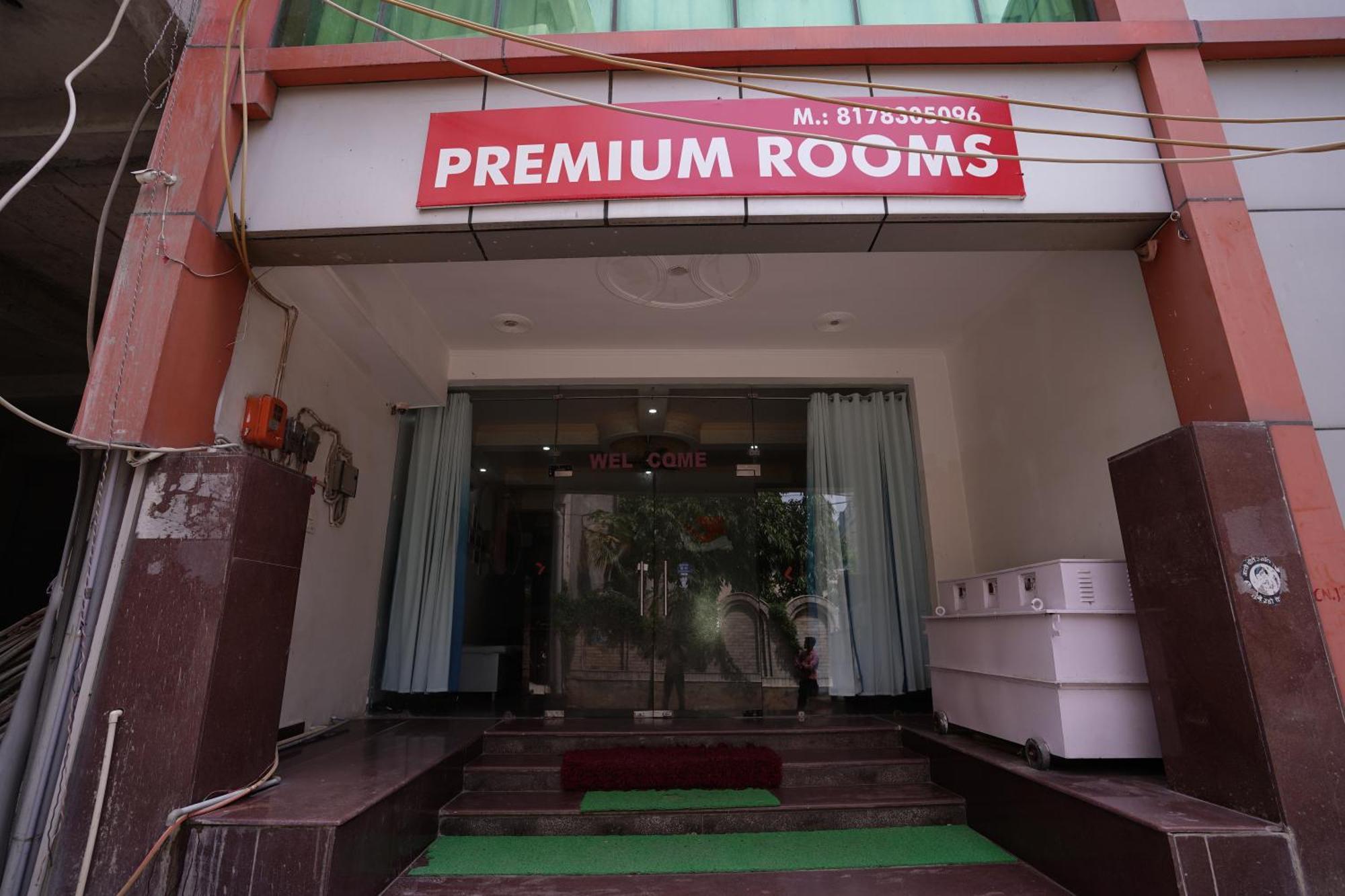 Hotel Lecston @Yashobhoomi Dwarka Sector - 25 Metro Station Delhi  Bagian luar foto